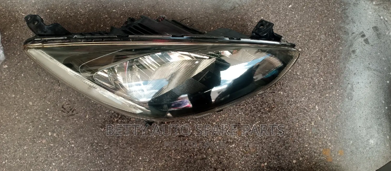 Toyota Passo Headlights