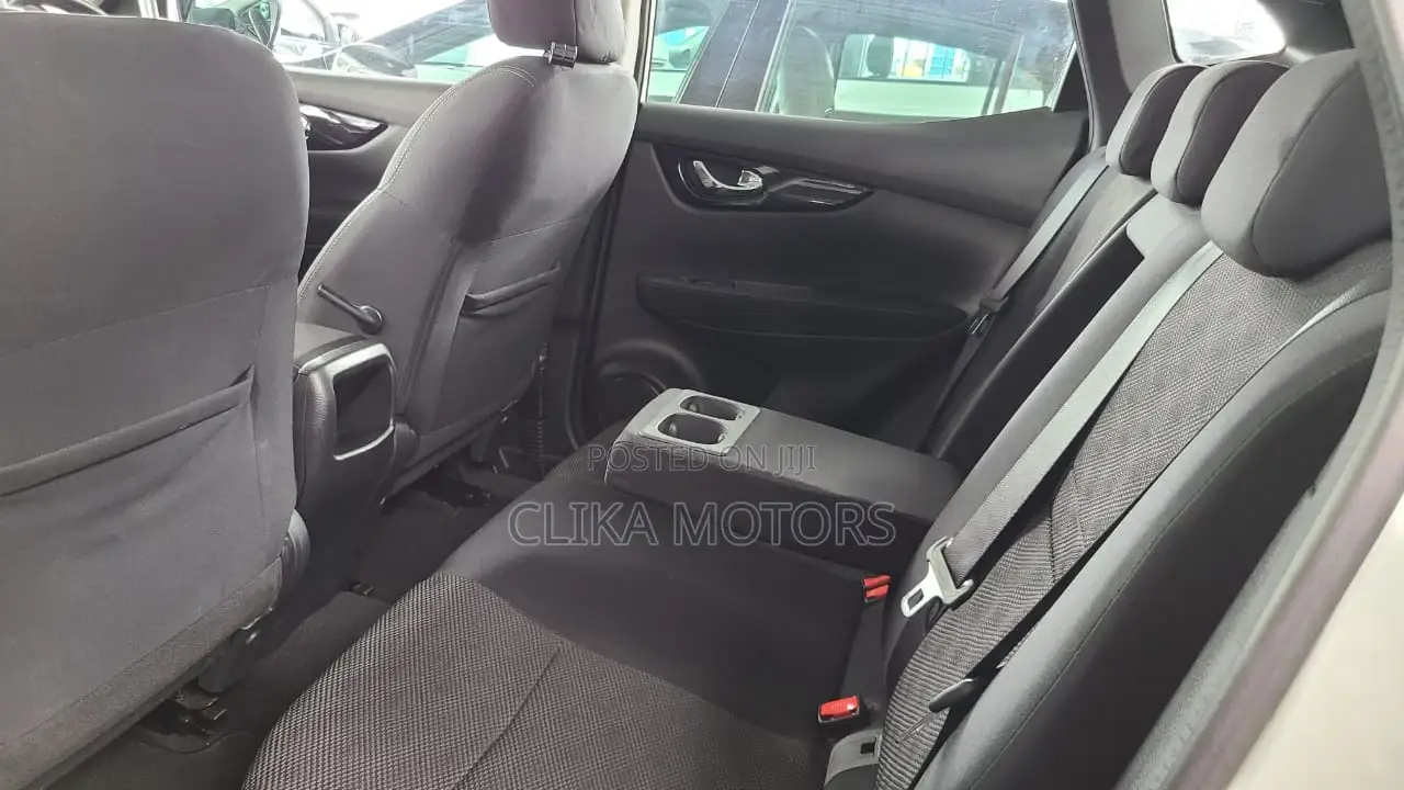 Nissan Qashqai 2016 White