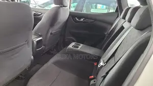 Nissan Qashqai 2016 White