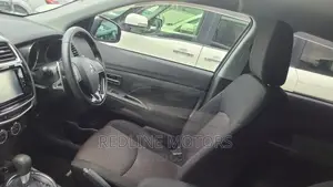 Mitsubishi RVR 2017 Silver