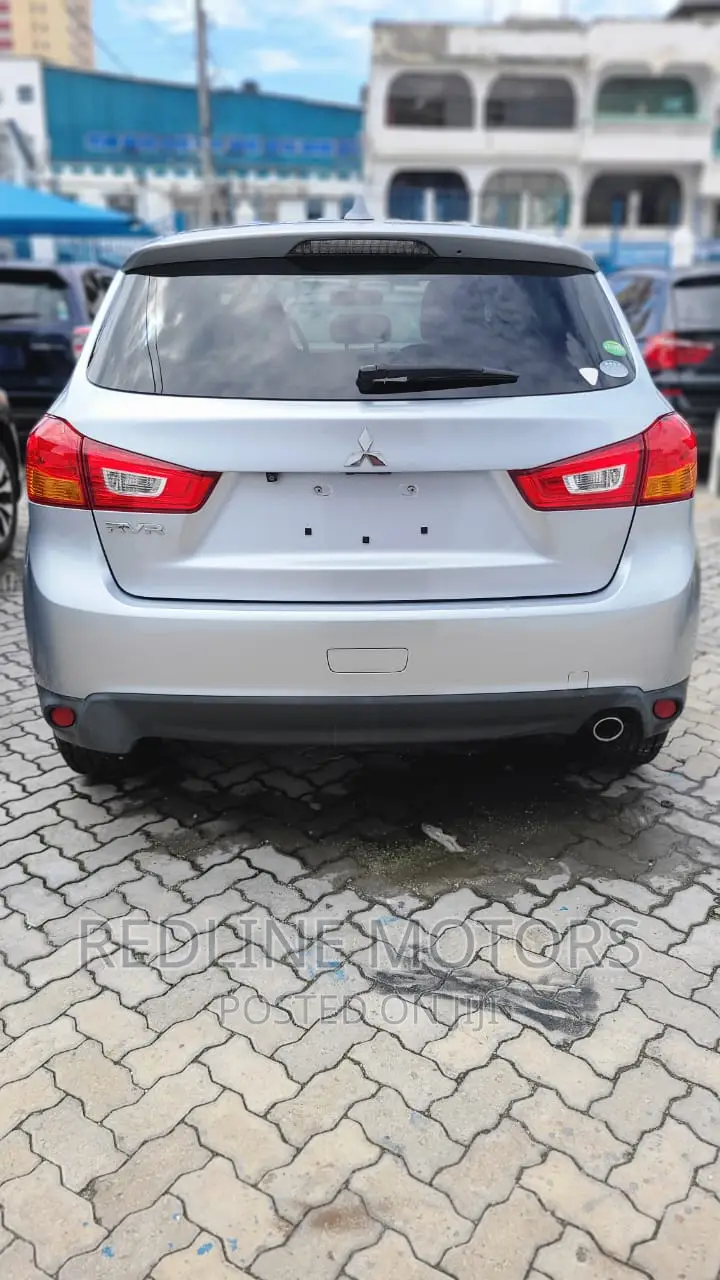 Mitsubishi RVR 2017 Silver