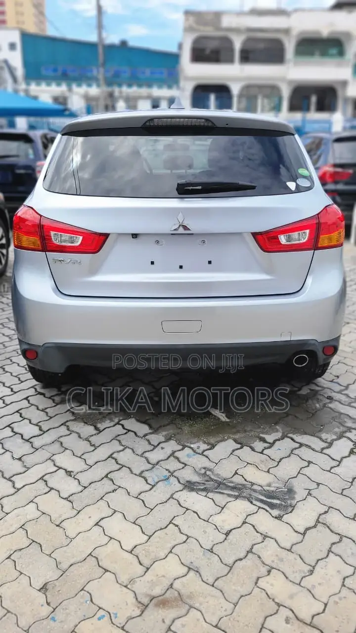 Mitsubishi RVR 2017 Silver