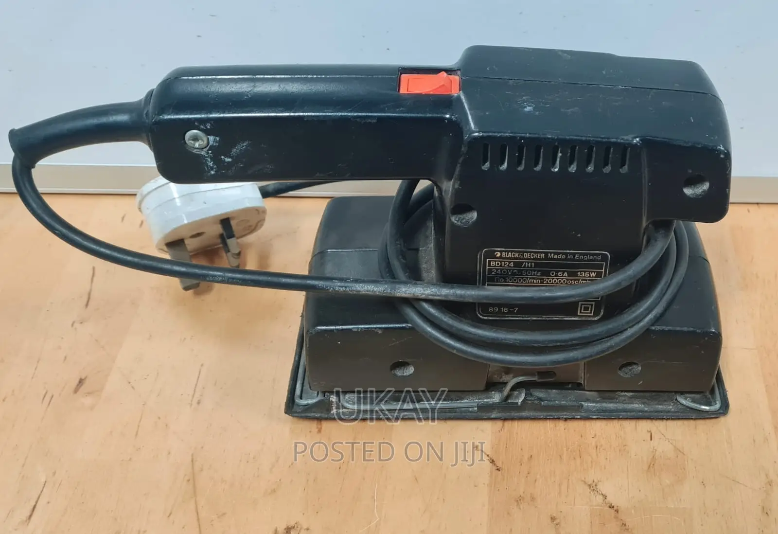 Black Decker ORBITAL Sander.