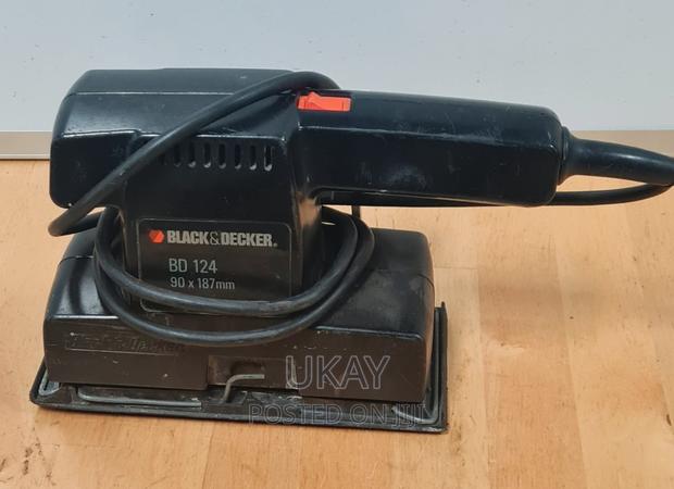 Black Decker ORBITAL Sander. - thumbnail 2
