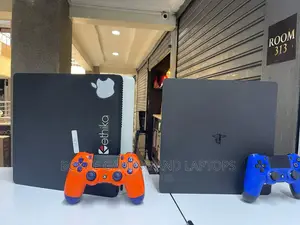 Ps4 Slim Console Chipped With 8 Games