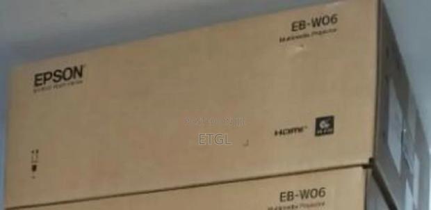 .Epson EB-W06 Projector 3LCD Technology - thumbnail 2