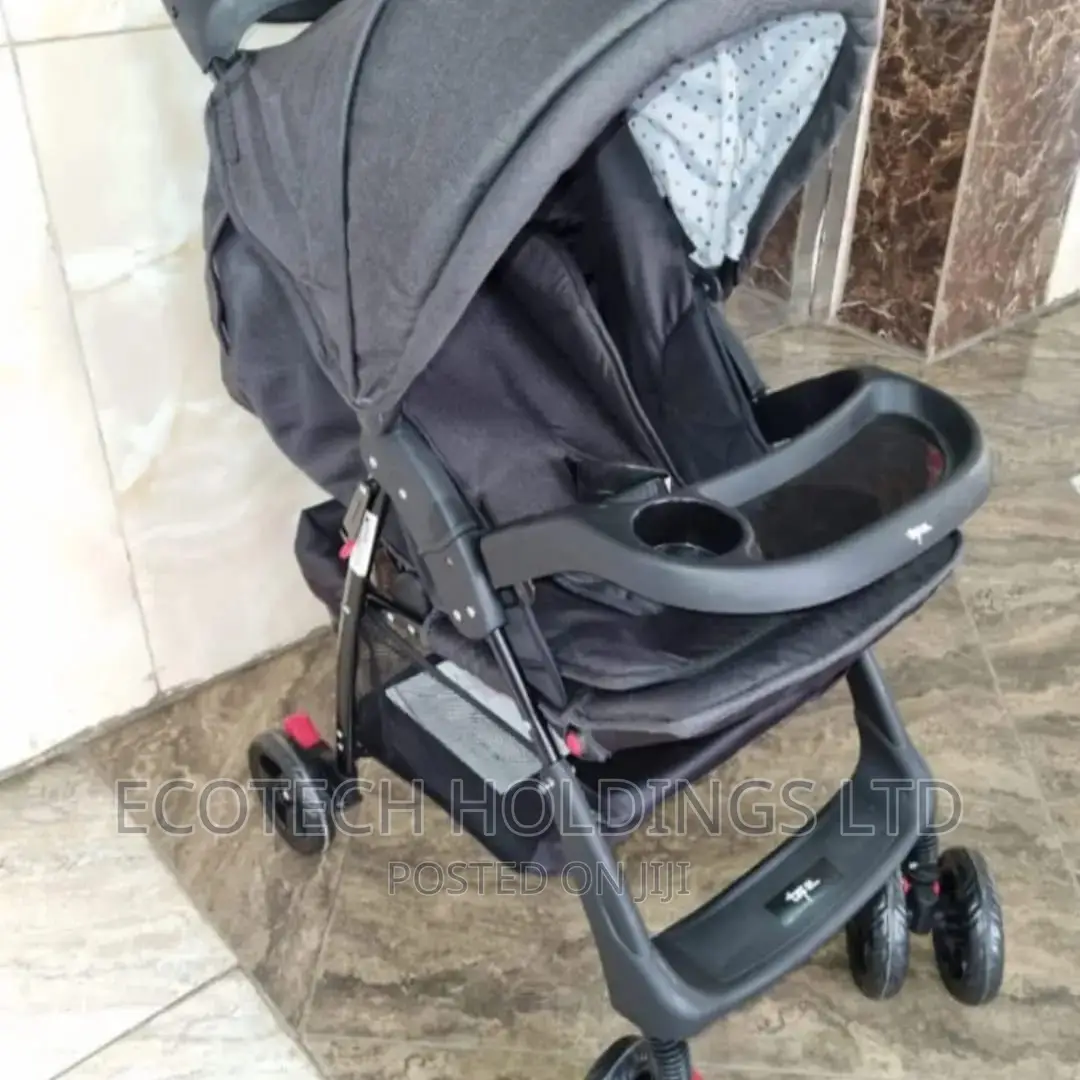 Baby Troller With Resersable Handle.