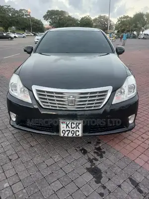 Toyota Crown 2011 Black