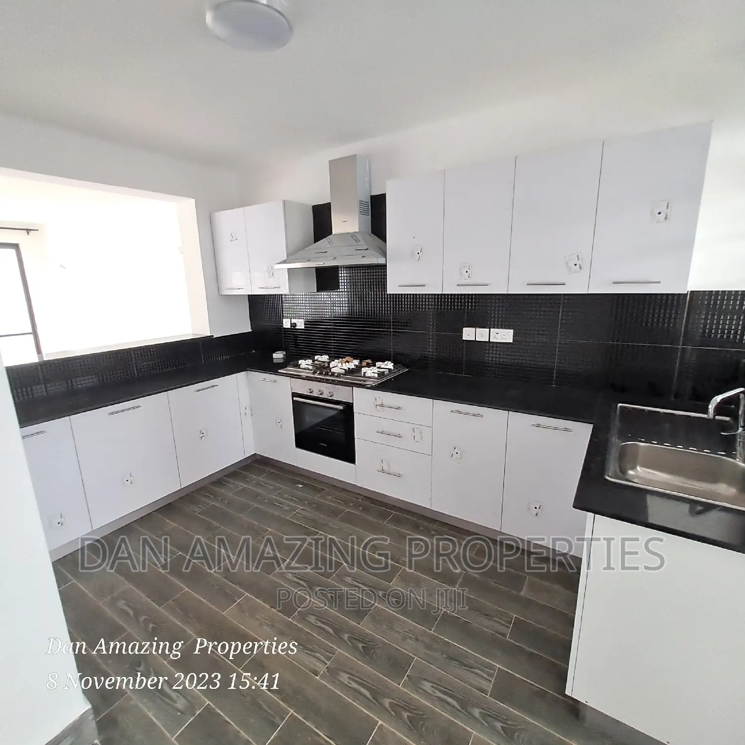 5bdrm Townhouse/Terrace in South C for sale