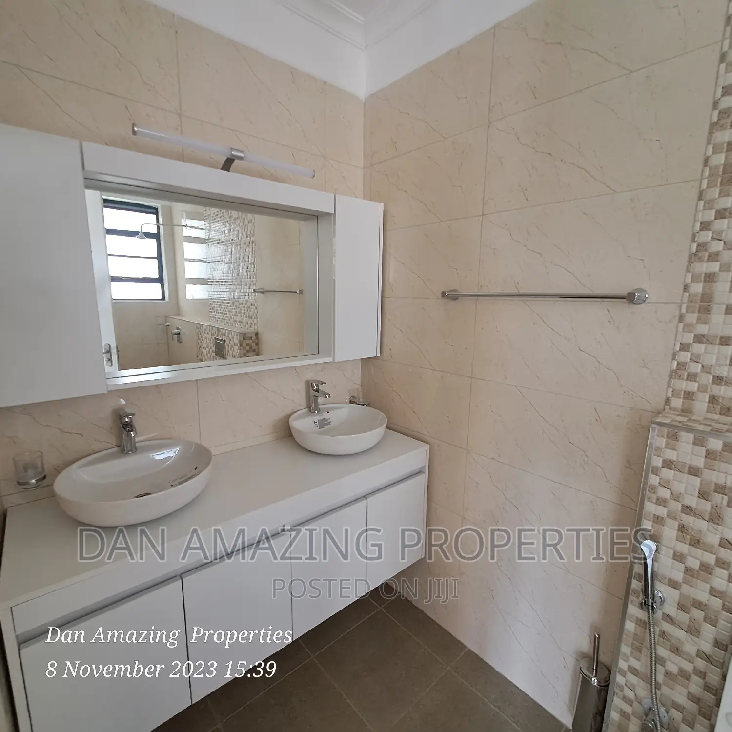 5bdrm Townhouse/Terrace in South C for sale