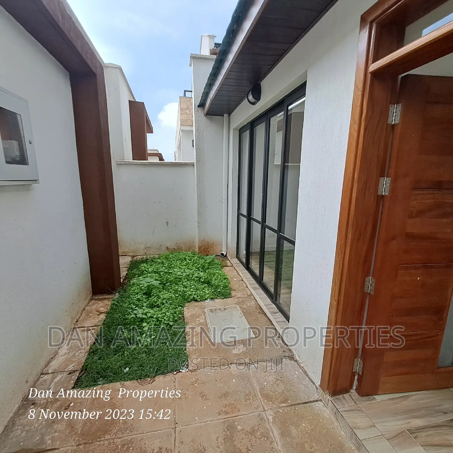 5bdrm Townhouse/Terrace in South C for sale