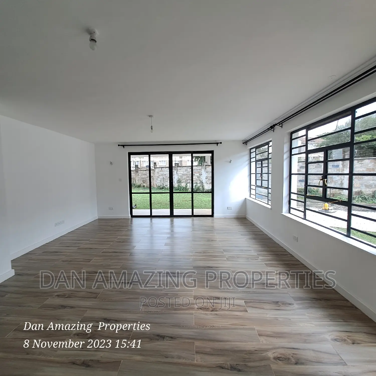5bdrm Townhouse/Terrace in South C for sale