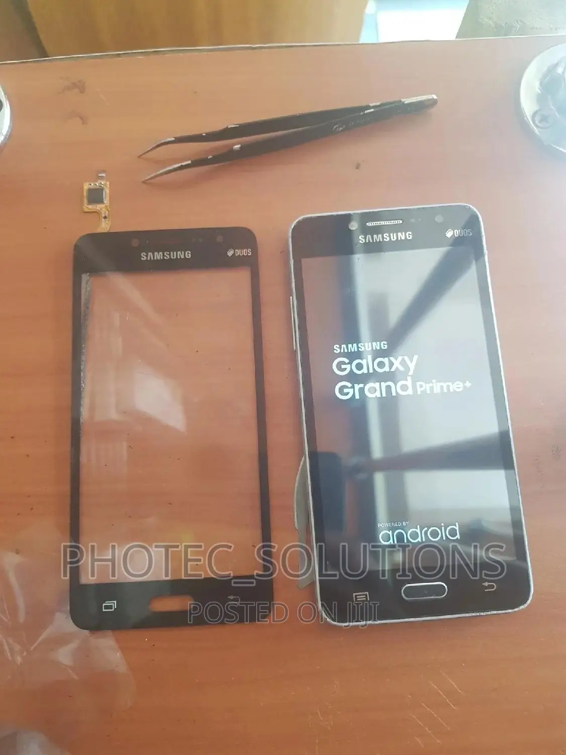 Smartphone Repair (Done as You Wait)