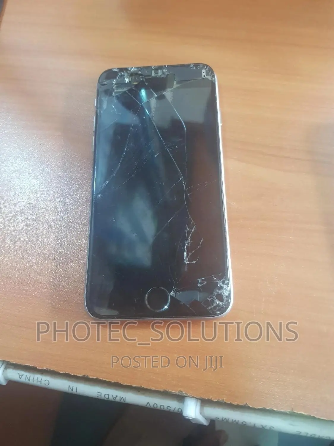 Smartphone Repair (Done as You Wait)
