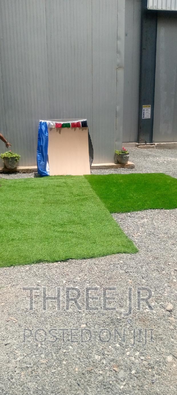 Artificial Green Carpet for Hire Available - main view