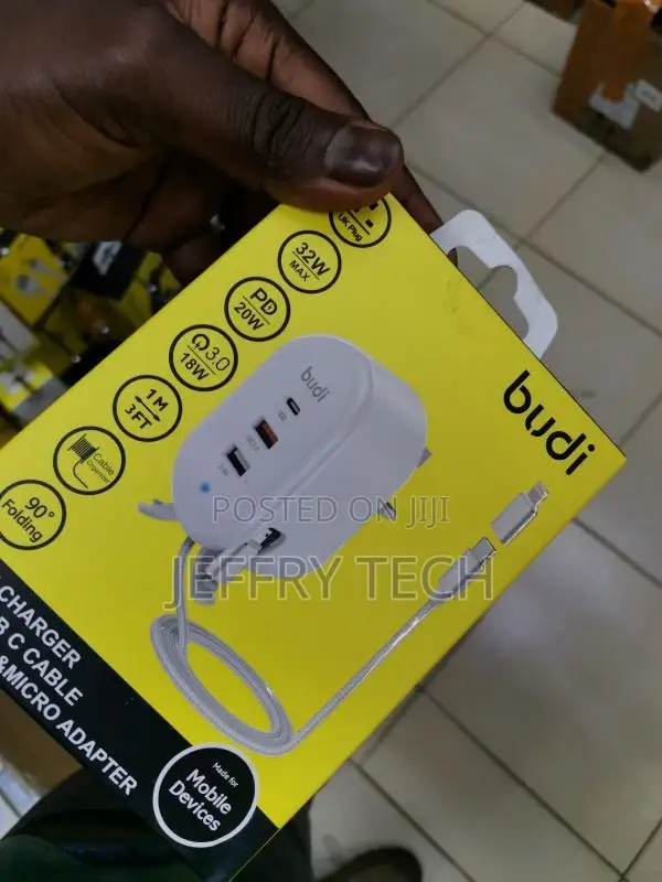 Budi Home Charger With USB-C Cable / Lightning Micro Adapt
