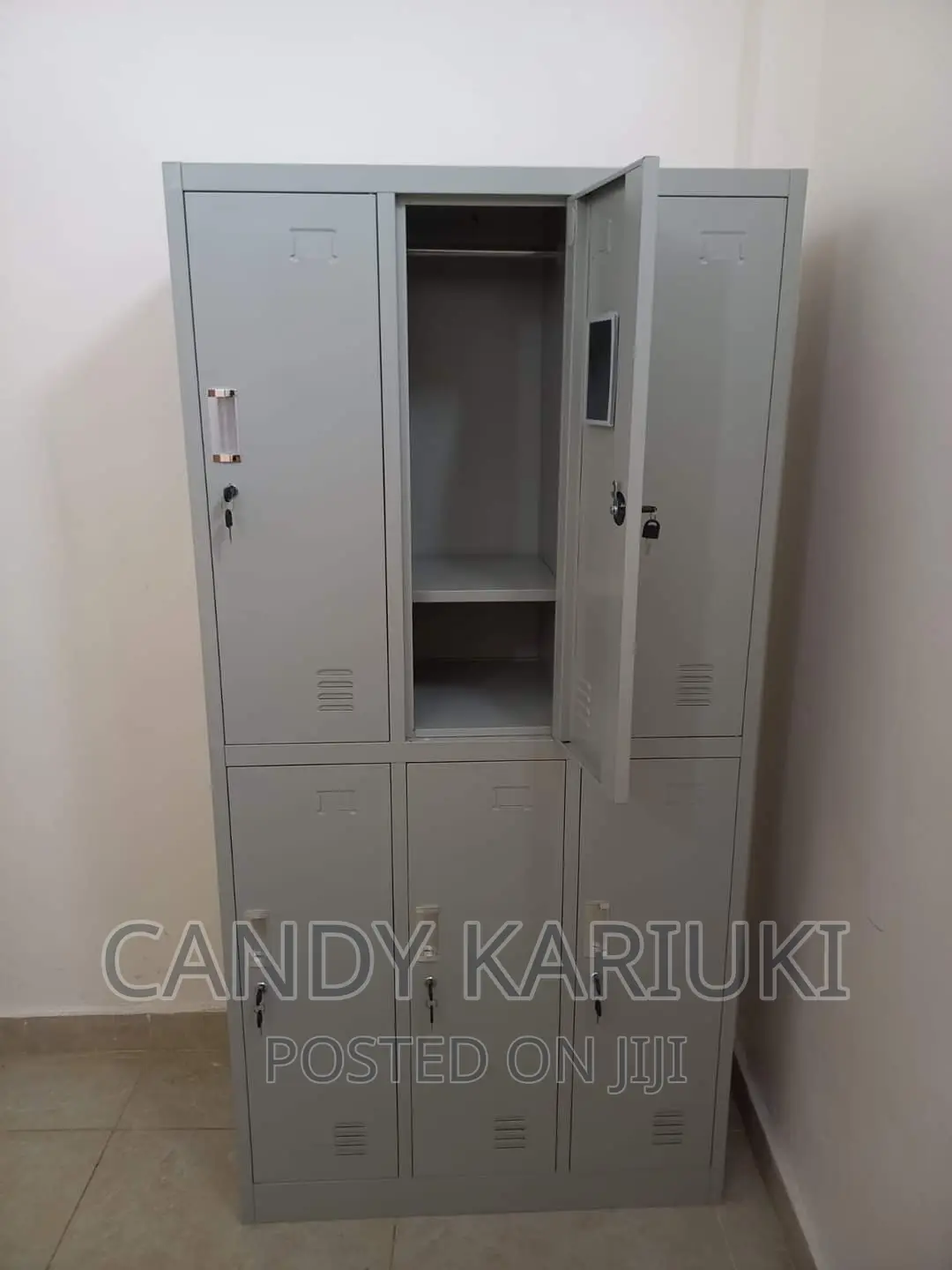 6 Lockers Cabinet