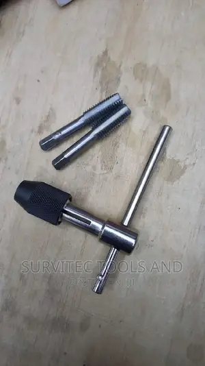 Manual Metric Tap Holder