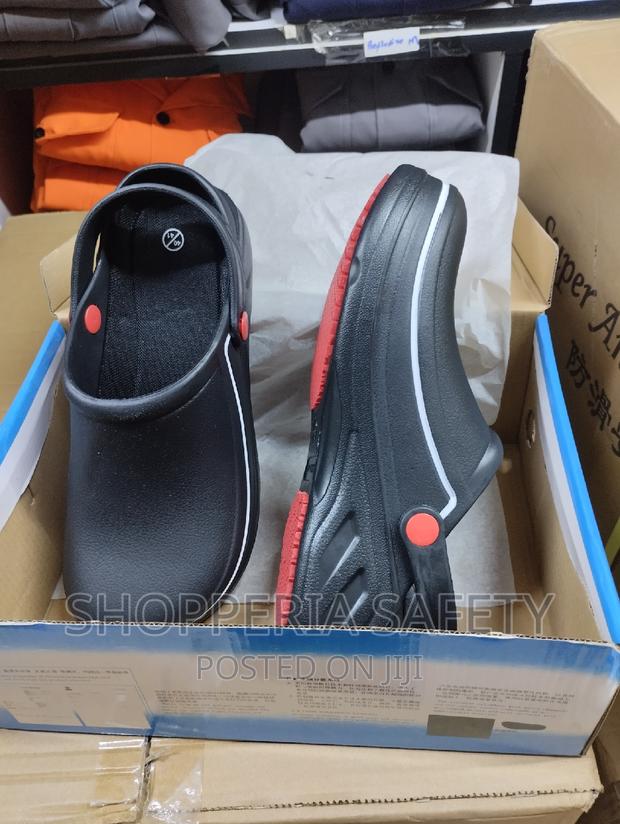 Safety Clogs - main view