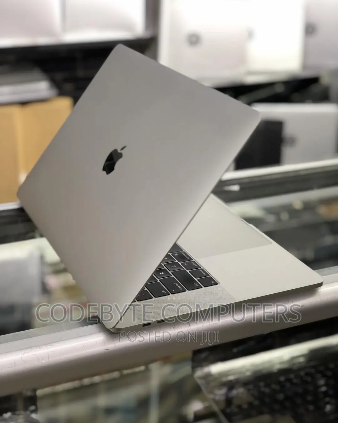 Laptop Apple MacBook Pro 2019 16GB Intel Core I9 SSD 1T
