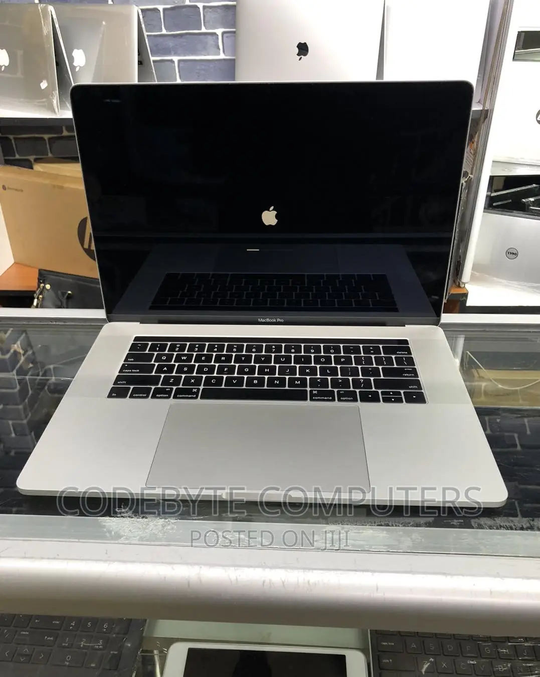 Laptop Apple MacBook Pro 2019 16GB Intel Core I9 SSD 1T