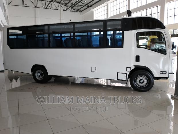 New Isuzu Std 4240 2023 White - thumbnail 3