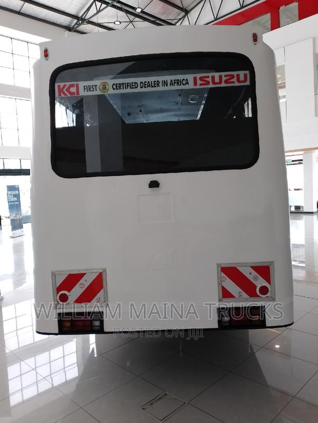 New Isuzu Std 4240 2023 White - thumbnail 4