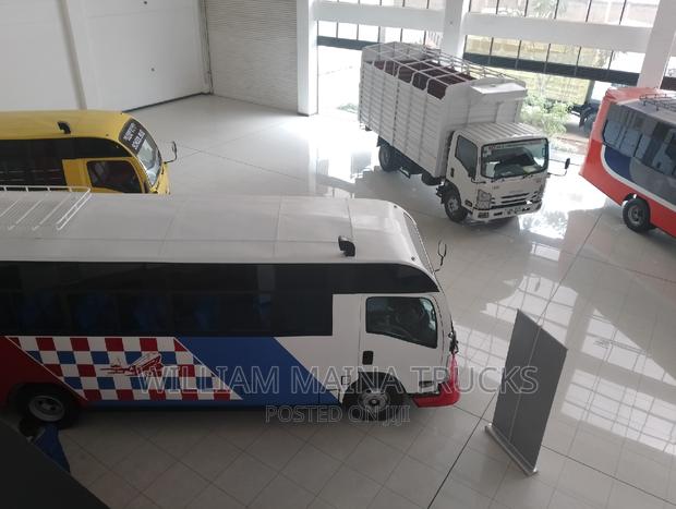 New Isuzu Std 4240 2023 White - thumbnail 5