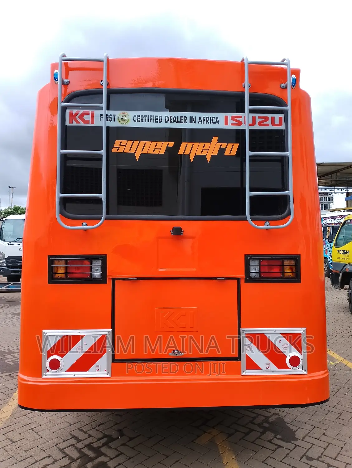 New Isuzu Std 4240 2023 Orange