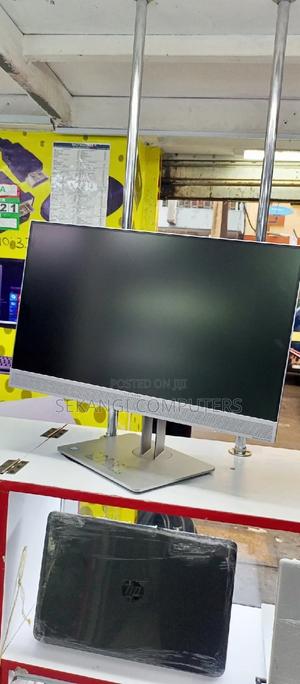 Desktop Computer HP EliteDesk 800 G3 8GB Intel Core I5 SSD 256GB - main view