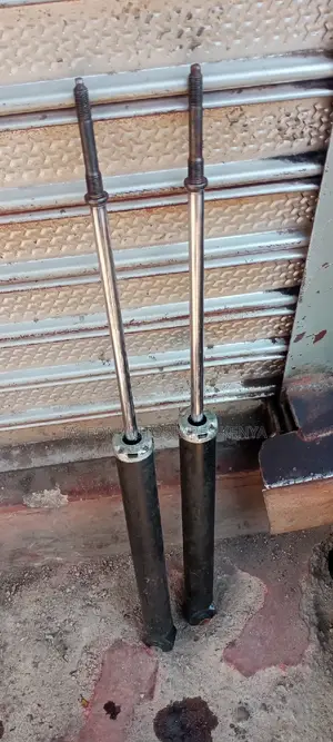 Fielder 4wd,Vitz 4wd Rear Shocks