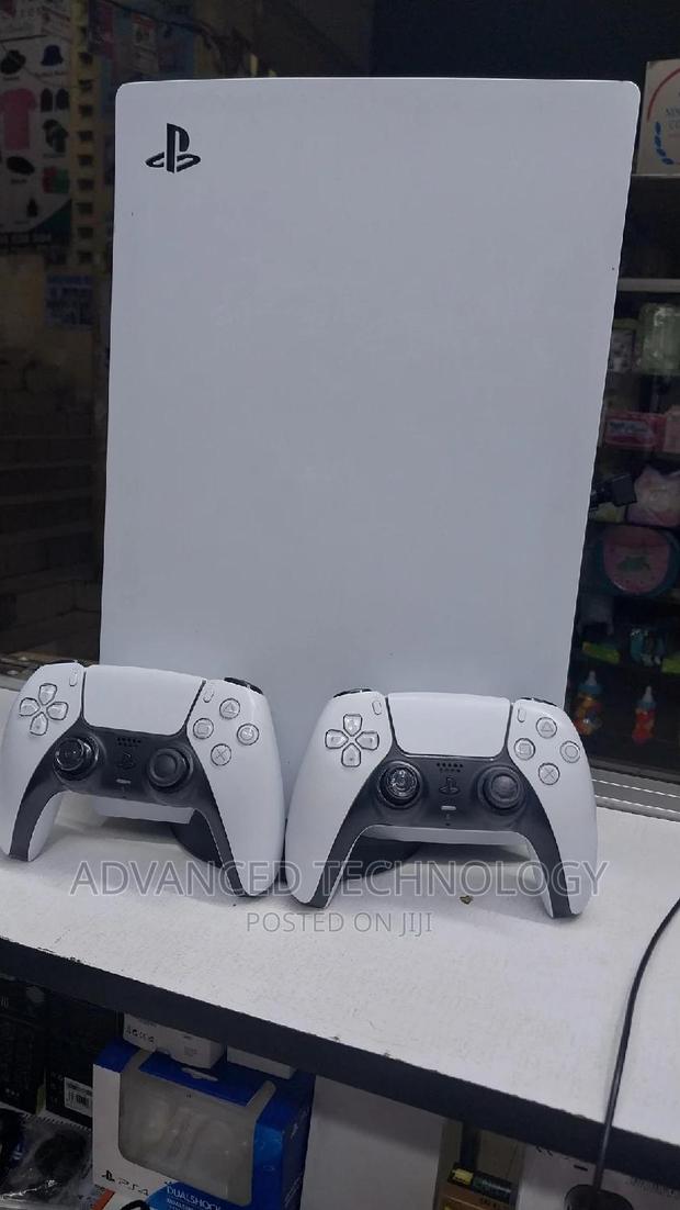Ps5 Used With 2 Pads Standard Edition - main view
