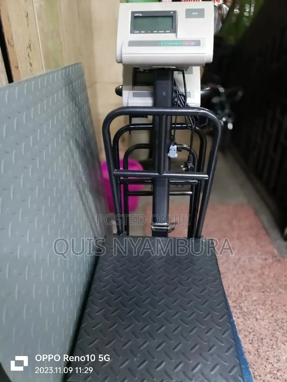 300kg Digital Weighing Scale A12.