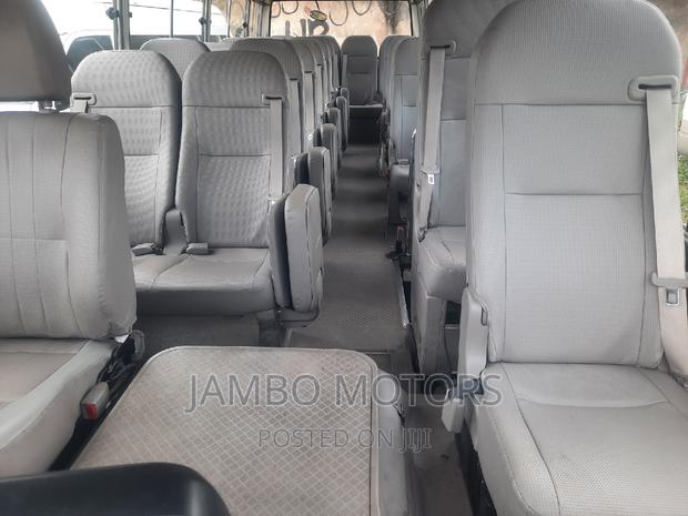 Toyota Coaster 2016 White - thumbnail 9