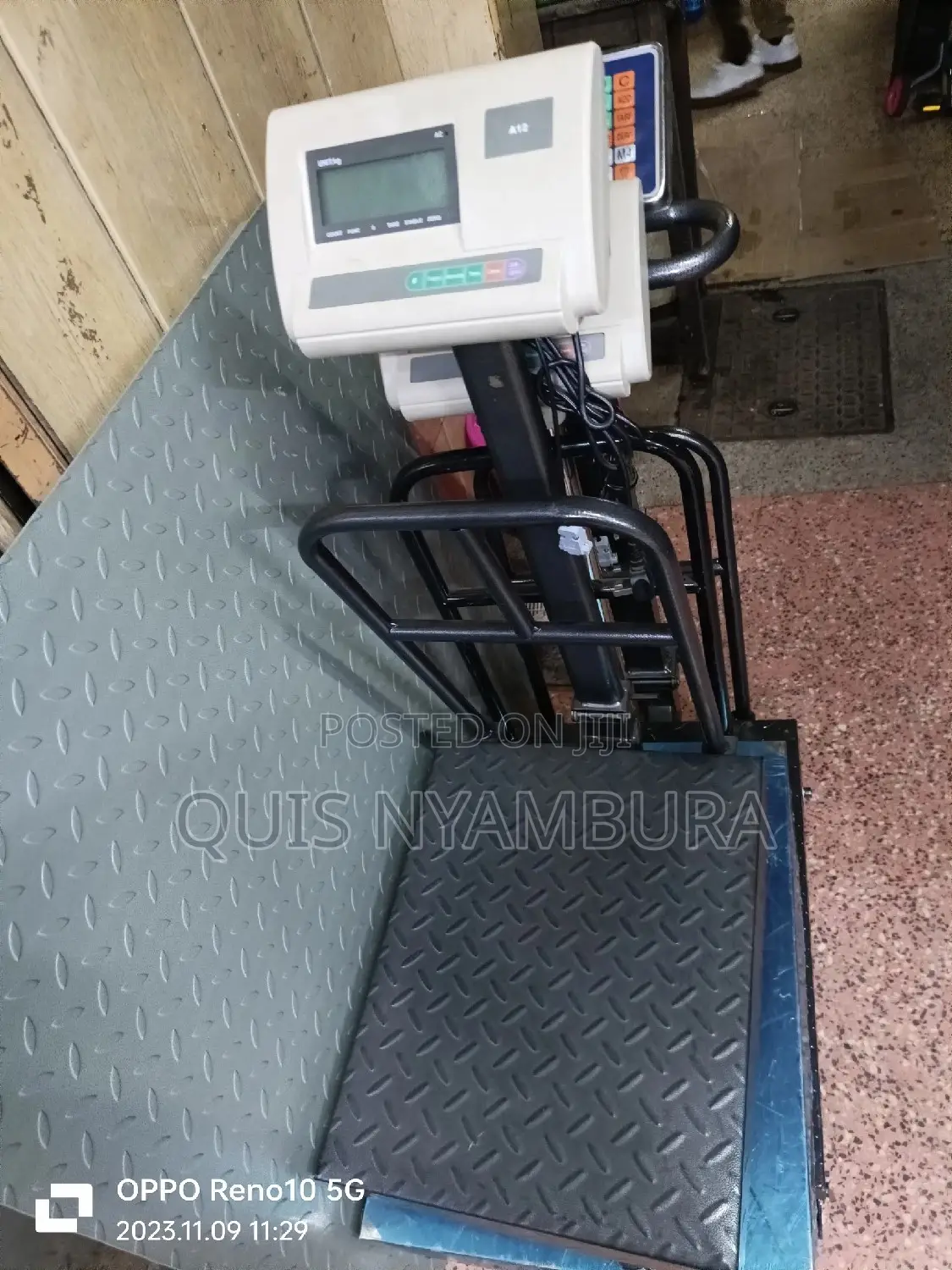 A12 Digital Scale 300kgs