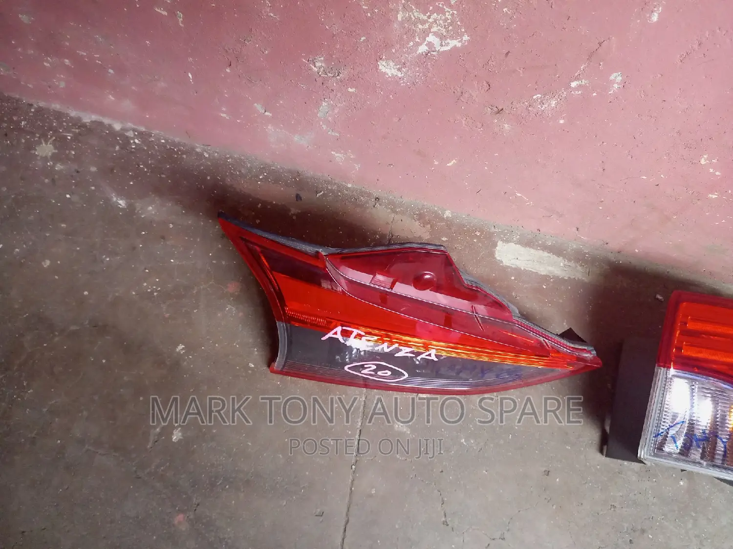 Mazda Atenza Boot Light