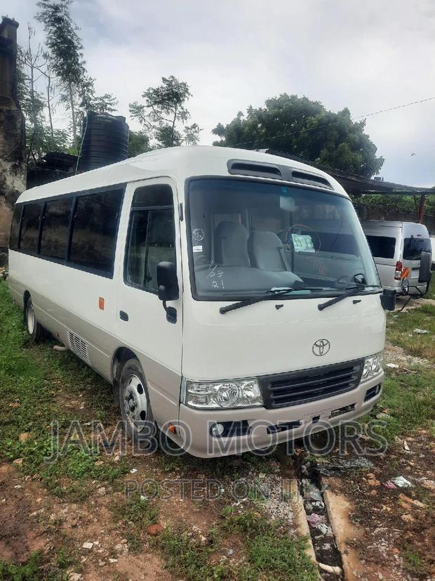 Toyota Coaster 2015 White - thumbnail 2