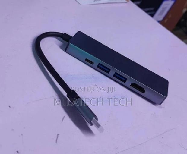 UGREEN USB-C Multifunction Adapter 5 in 1 USB-C to 2*USB 3.0