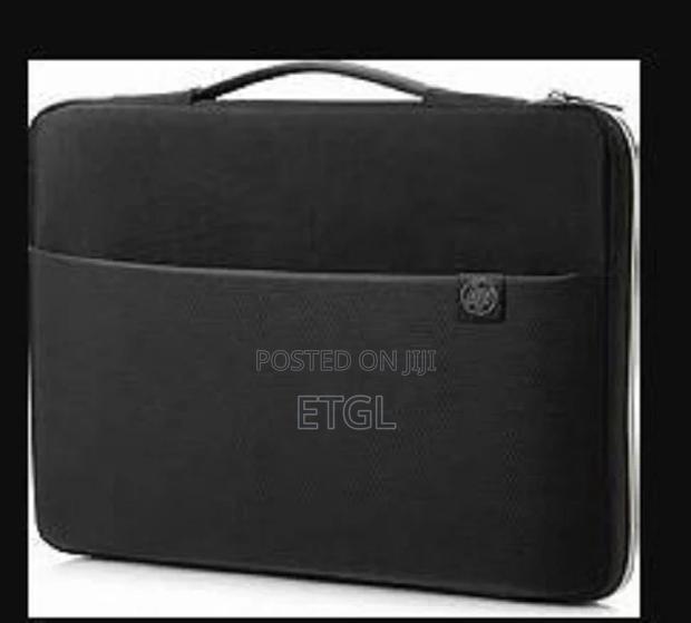 .HP Carry Laptop Sleeve Black/Gold 17.3" 3XD37AA