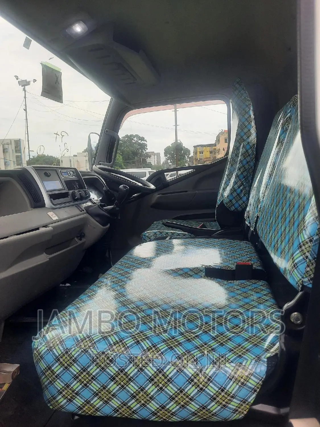 Mitsubishi Canter