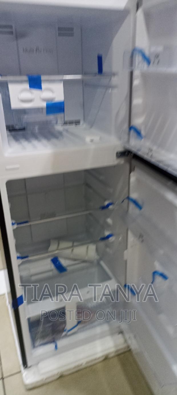 Von VART-26NMS Double Door Fridge 200L – Silver