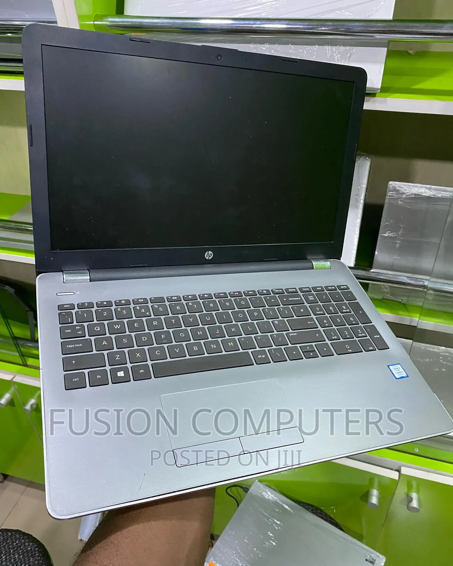 Laptop HP 250 G6 4GB Intel Core I3 HDD 1T