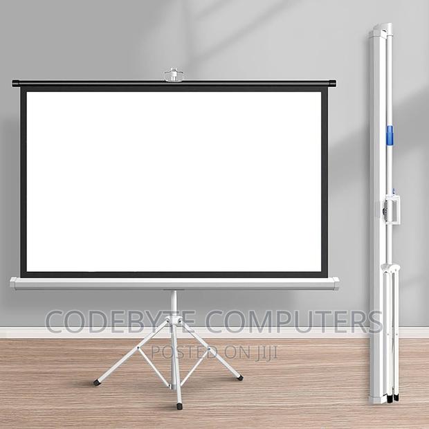 Lightwave Projector Screen 240 by 240 Tripod - thumbnail 3