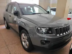 Drive the 2016 Jeep Compass Gray - Perfect Blend of Style and Power