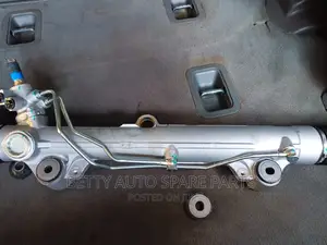 Toyota 200 Series Streering Rack V8