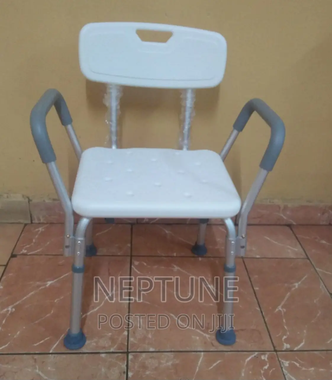 Shower Chair With Armrest