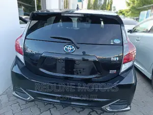 Toyota Aqua 2016 Black