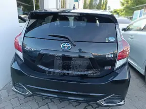 Toyota Aqua 2016 Black