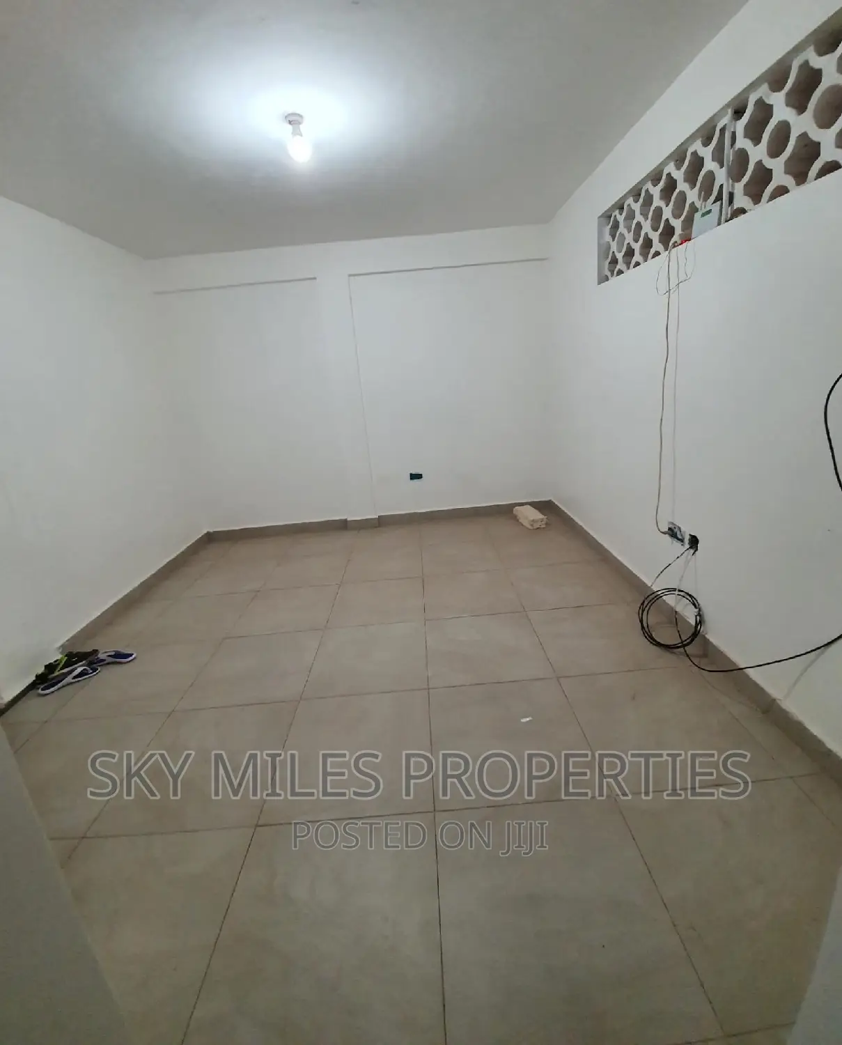 5bdrm Maisonette in Galu, Kinondo for sale