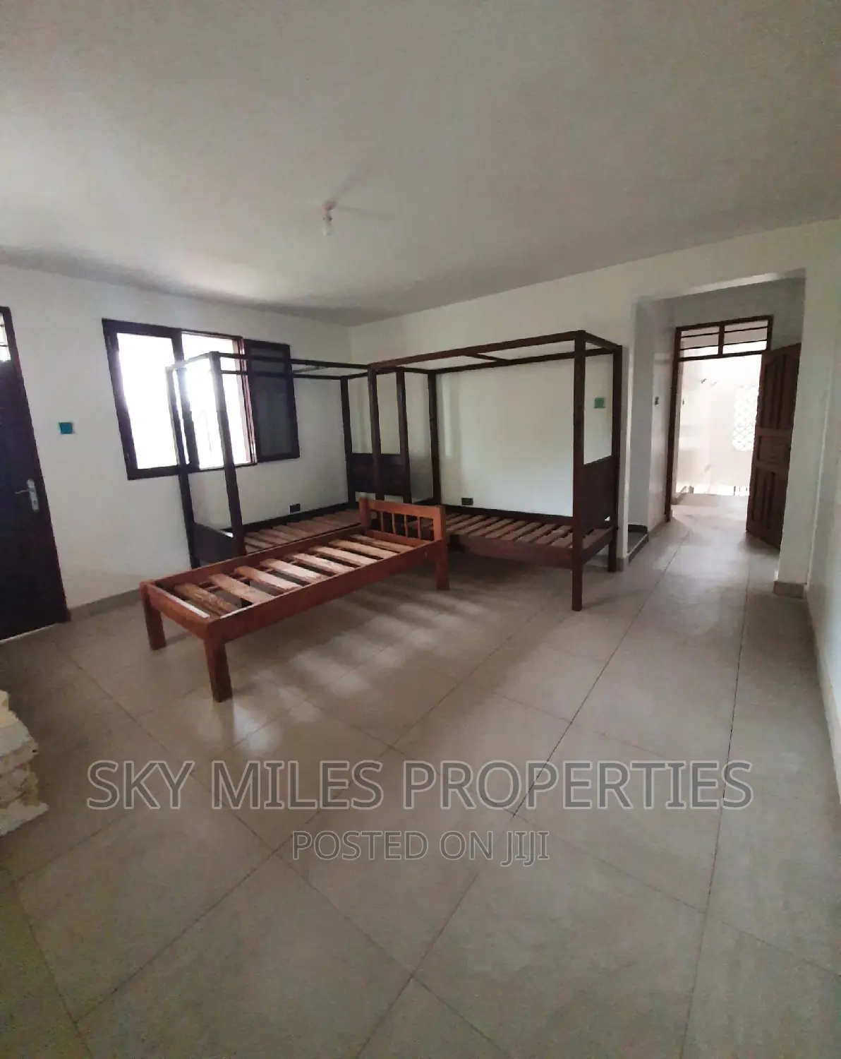 5bdrm Maisonette in Galu, Kinondo for sale